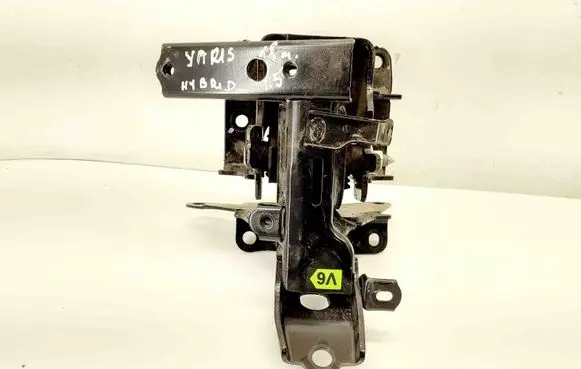 Toyota Yaris Gearbox mount