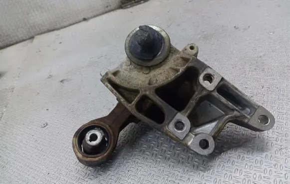 Citroen C8 Engine mounting bracket 1497543080A