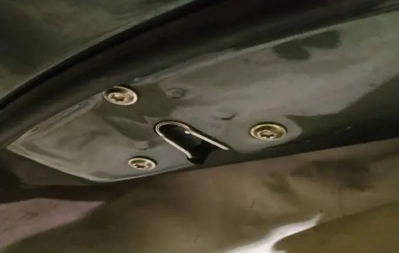 Chevrolet Captiva Front door lock