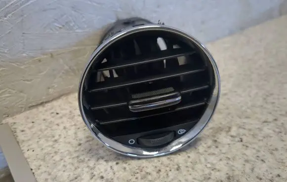 Peugeot RCZ Dashboard side air vent grill/cover trim 1005166 9655994277