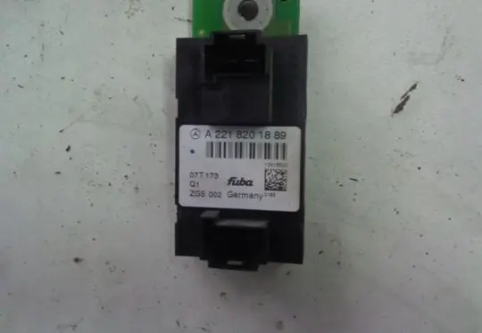 Mercedes-Benz S W221 Sound amplifier A2218201889
