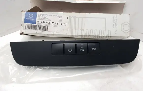 Mercedes-Benz C W204 Head unit multimedia control A2049056851 1046010918
