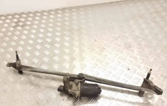 Land Rover Range Rover Sport L320 Front wiper linkage and motor 95012-138 03312010155321