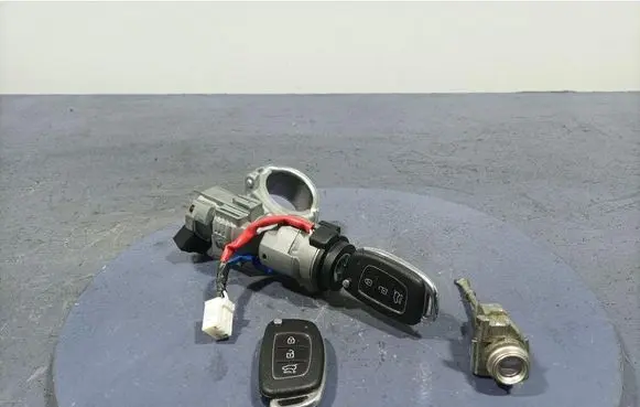 Hyundai Tucson JM Ignition lock 