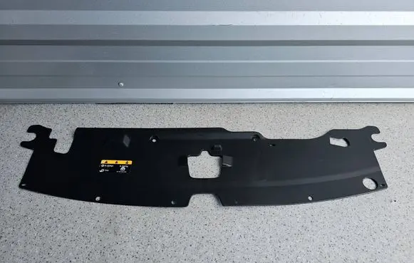 Jeep Compass Front bumper upper radiator grill 53335319 C115
