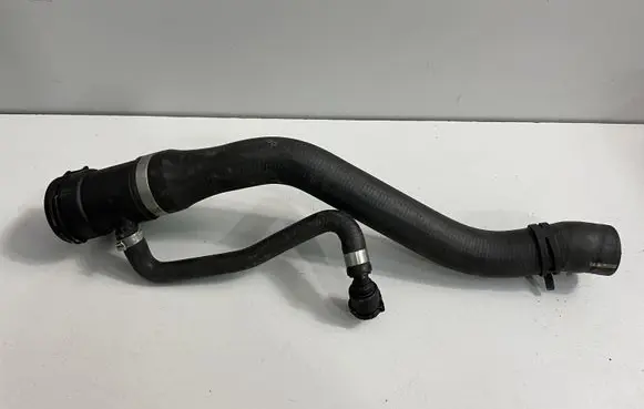 BMW 1 F20 F21 Engine coolant pipe/hose 7596832