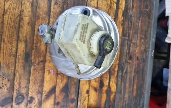 BMW X3 E83 Brake booster LAC115THE
