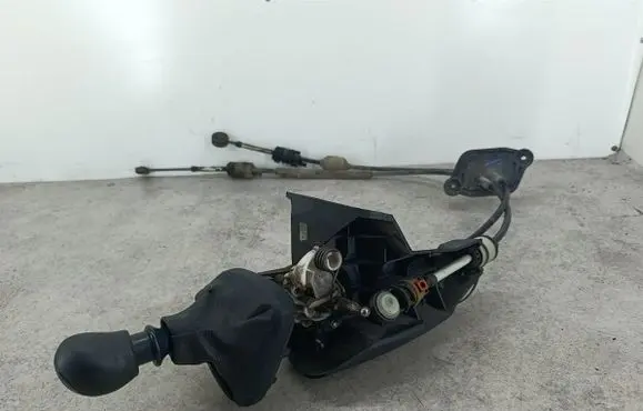 Opel Movano B Gear shifter/selector 8200744935