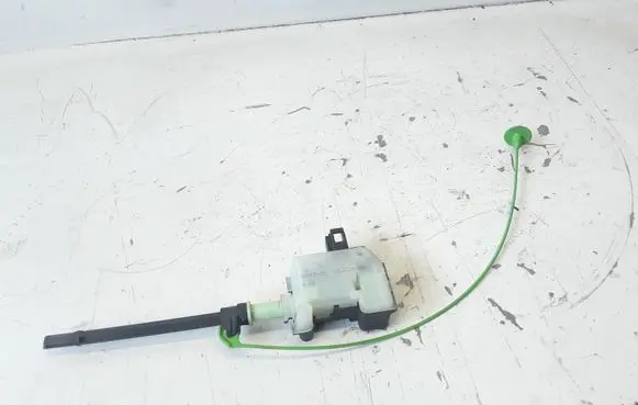 Fuel tank cap lock motor