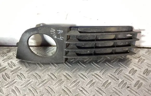 Audi A6 S6 C5 4B Front fog light trim/grill 4B0807681AA