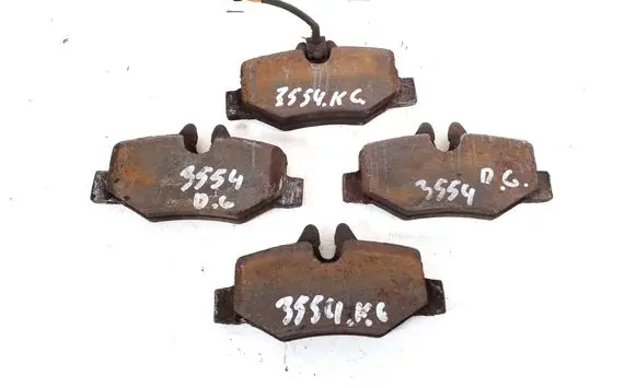 Mercedes-Benz Vito Viano W639 Brake pads (rear) A0064204420