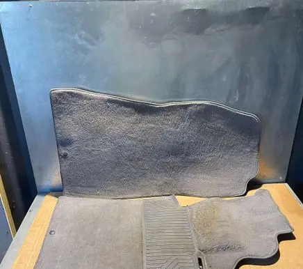 Mercedes-Benz 190 W201 Front floor carpet liner 