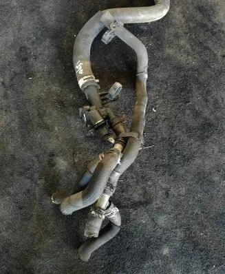 Nissan Qashqai Engine coolant pipe/hose
