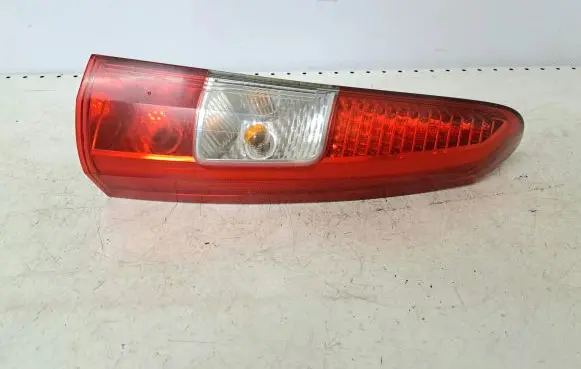 Volvo V70 Rear/tail lights