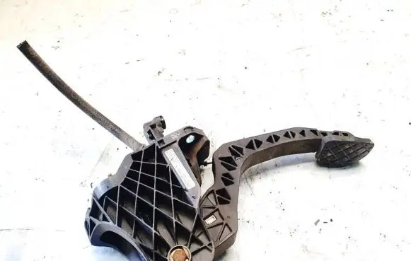 Clutch pedal