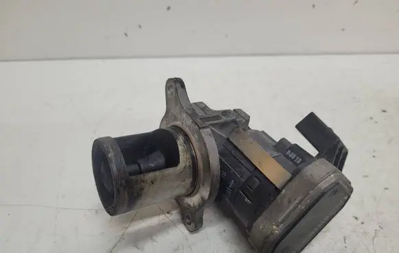 Mercedes-Benz R W251 EGR valve 00005320C5 109315 AC5100630056