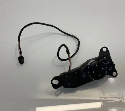 Mercedes-Benz E W211 Wing mirror switch 2118208510 03211011 A2118208510