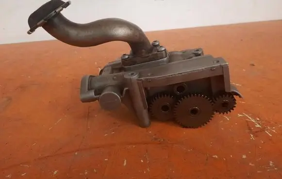 Audi Q7 4L Oil pump 079115103L