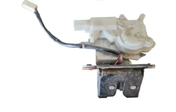 Mazda CX-7 Tailgate/trunk/boot lock/catch/latch B6701
