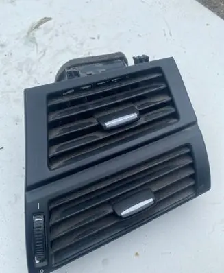 BMW X5 E70 Dashboard side air vent grill/cover trim 011780002 773201 7161804