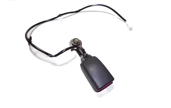 Volkswagen Golf Plus Front seatbelt buckle E034501