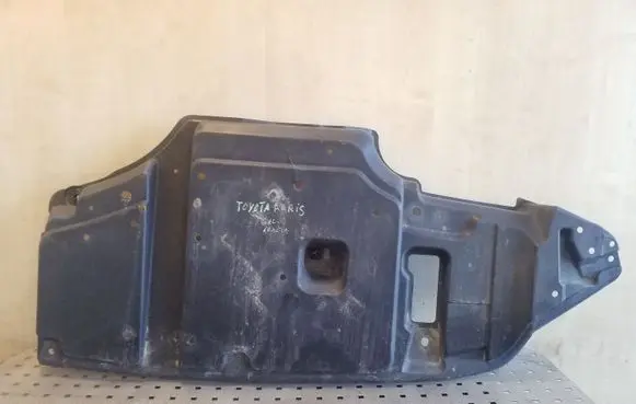 Toyota Auris 150 Trunk boot underbody cover/under tray 5839902010