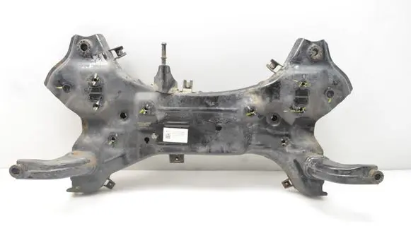 Hyundai i30 Front subframe 62401G4AA0