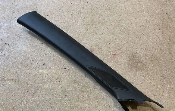 Volkswagen Golf VIII (A) pillar trim 5H0867233K
