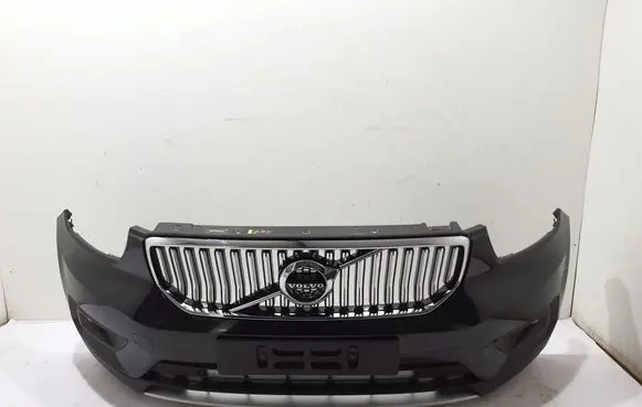 Volvo XC40 Front bumper 31449359