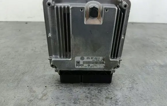 Volkswagen Transporter - Caravelle T5 Engine control unit/module ECU