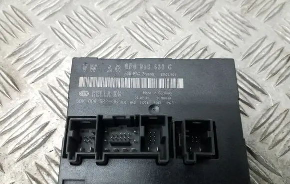 Audi A3 S3 A3 Sportback 8P Comfort/convenience module 8P0959433C