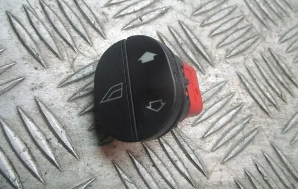 Ford Fiesta Quarter vent window switch 96FG14529-AC