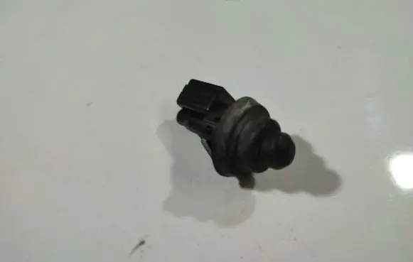 Renault Scenic I Front door sensor 7700427640A