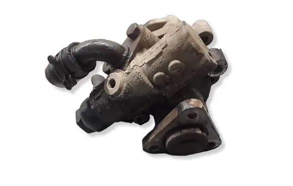 Volkswagen Touareg I Power steering pump 