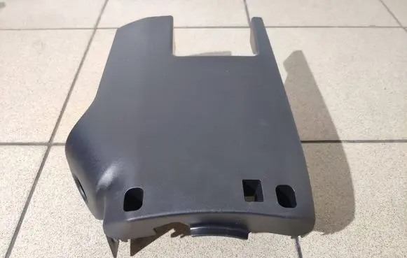 Peugeot 208 II Steering wheel column trim 9823447080