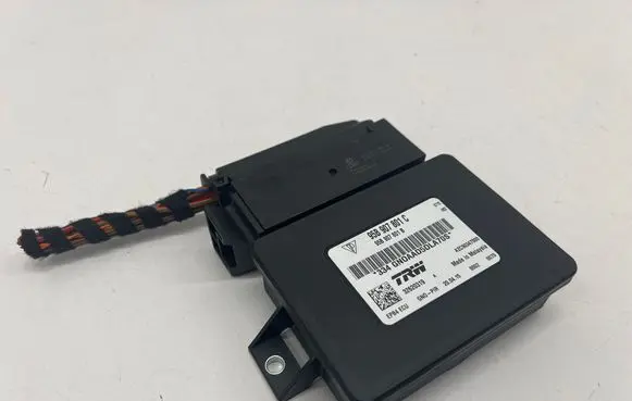 Porsche Macan (95B) Rear brake EMF control unit/module 95B907801C