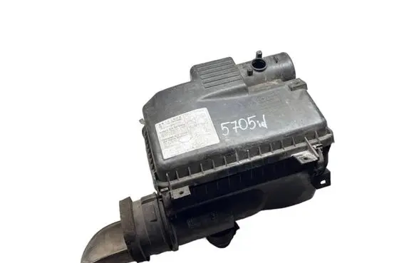 Toyota Land Cruiser (J150) Air filter box 1770530170 1001417451 1770130191