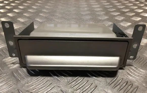 Nissan X-Trail T30 Glove box 76P00 44000 6847515020