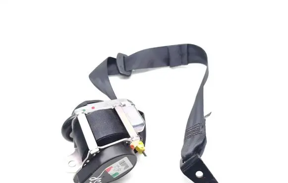 Volvo V40 Rear seatbelt 31292072 619885900