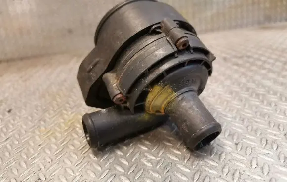Mercedes-Benz E W211 Electric auxiliary coolant/water pump 2118350264