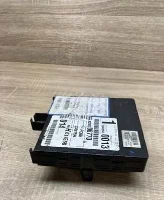 Renault Laguna II Fuse module 8200206770