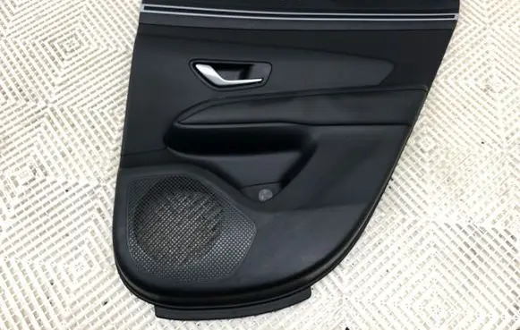 Hyundai Tucson IV NX4 Coupe rear side trim panel 