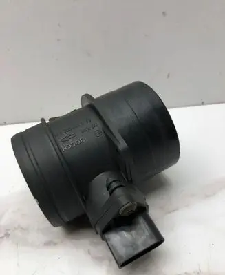 Volkswagen PASSAT B6 Mass air flow meter 0281002461