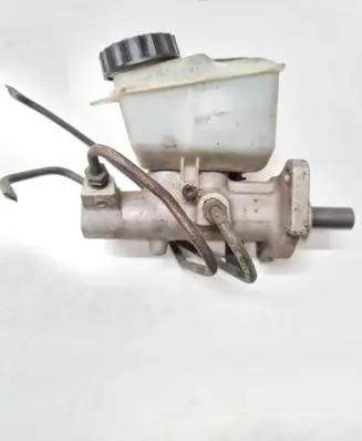 Master brake cylinder