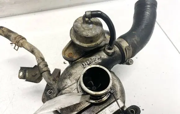 Toyota Avensis T220 Turbo 1720127010 17201-27010