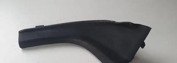 Toyota RAV 4 (XA30) Wiper trim