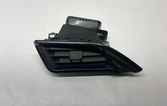 Peugeot 208 Air intake duct part 9633131777