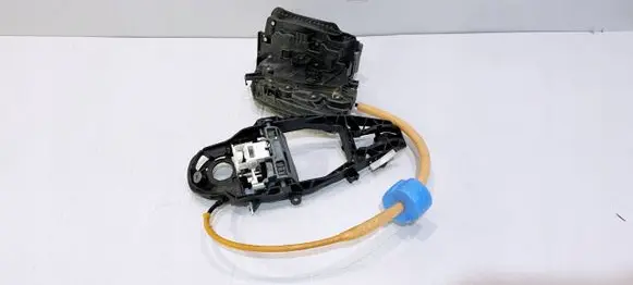 BMW 5 G30 G31 G38 Rear door lock 7477689