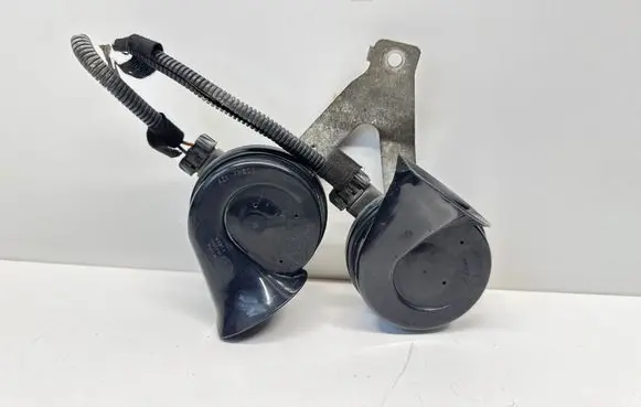 Ford Fiesta Horn signal E10209 E1000269 007424