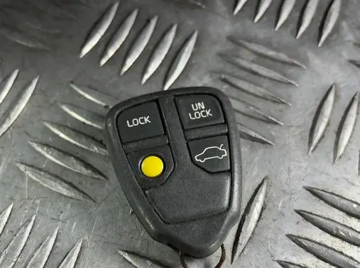 Volvo XC90 Ignition key/card 8685151